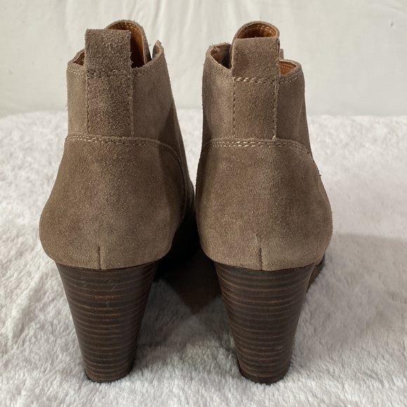 Lucky Brand Yasmin Tan Wedge Booties Size 10M - Picture 2 of 9